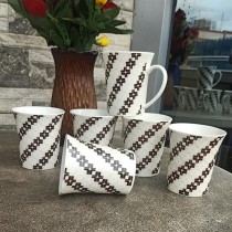 Classic Kitchenware FLOWERED TEA/COFFEE MUGS